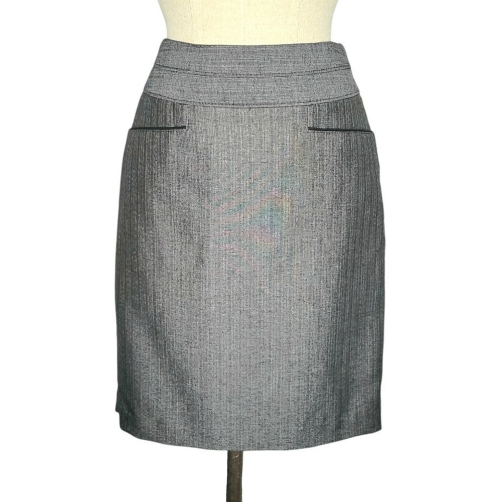 The Limited Gray Straight Knee Length Pencil Skirt Size 0 Career Professional